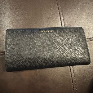 Ted Baker Pebbled Black Leather Wallet